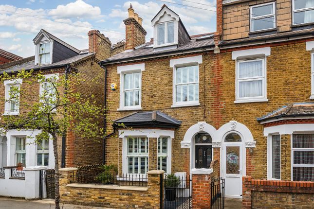 4 bedroom semi-detached house for sale
