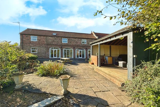 Carr Road, Beverley, HU17 7JZ 6 bed semi