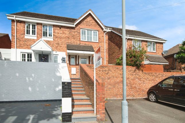 2 bedroom semi-detached house for sale