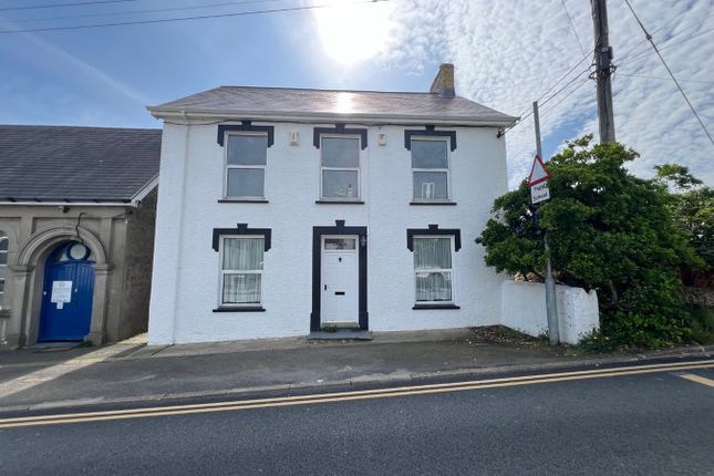 Aberporth, Cardigan, SA43 6 bed detached house for sale