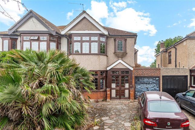 Coniston Avenue, Upminster, RM14 3 bed semi