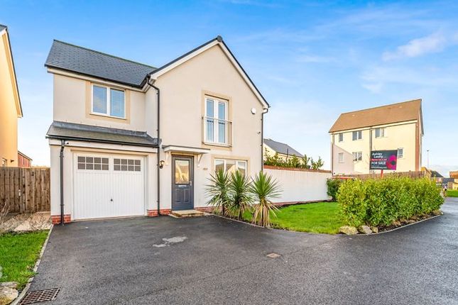 4 bed detached house