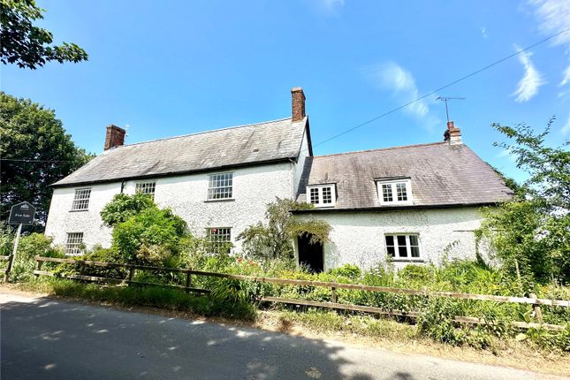 6 bedroom detached house for sale