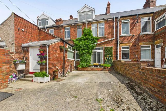 New Durham Road, Stanley DH9 6 bed terraced house for sale