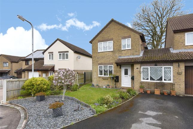 3 bedroom link detached house for sale