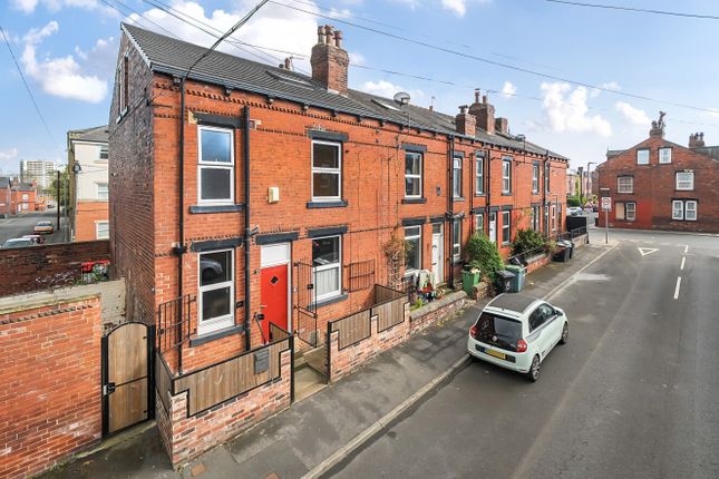 Edinburgh Place, Leeds, LS12 2 bed end of terrace house for sale