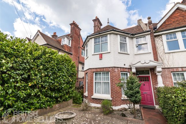5 bed semi-detached house