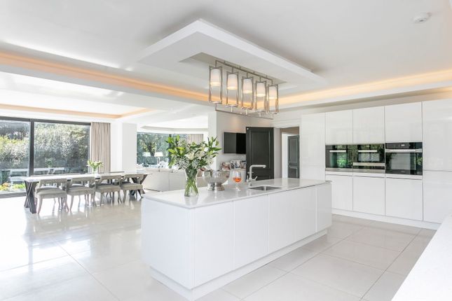 Selworthy Road, Southport PR8 4 bed detached house for sale