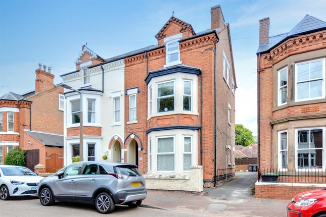 44 Imperial Road, Beeston, Nottingham 1 bed flat for sale