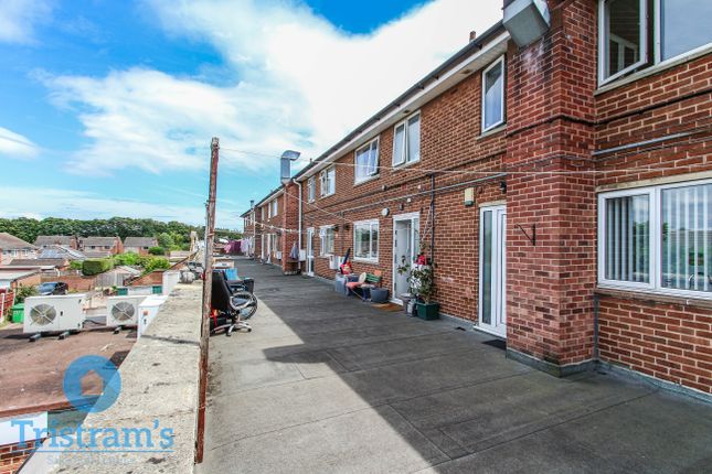 3 bedroom flat for sale