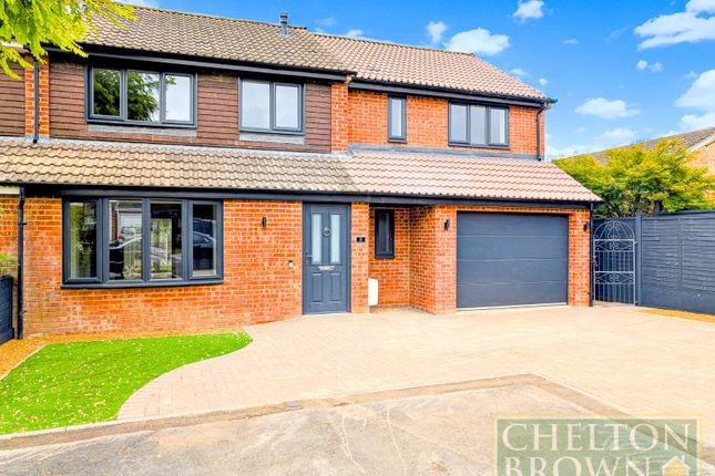 5 bedroom semi-detached house for sale