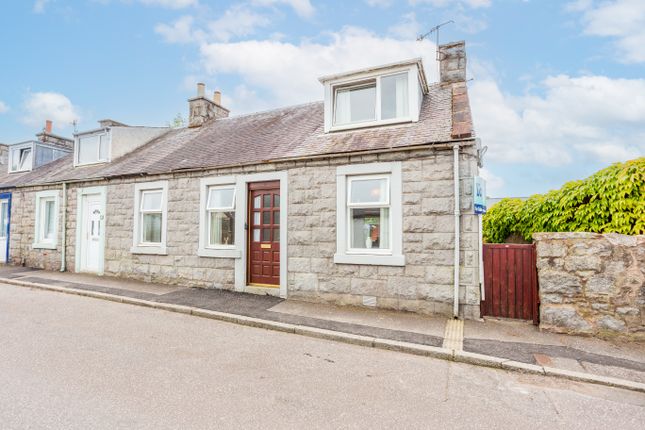 4 bedroom end of terrace house for sale