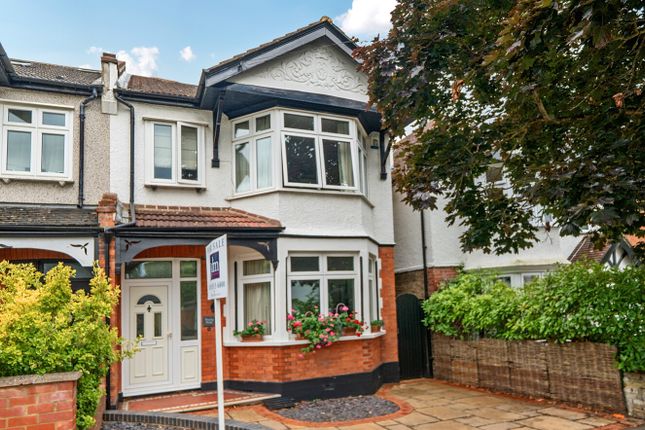 5 bedroom semi-detached house for sale