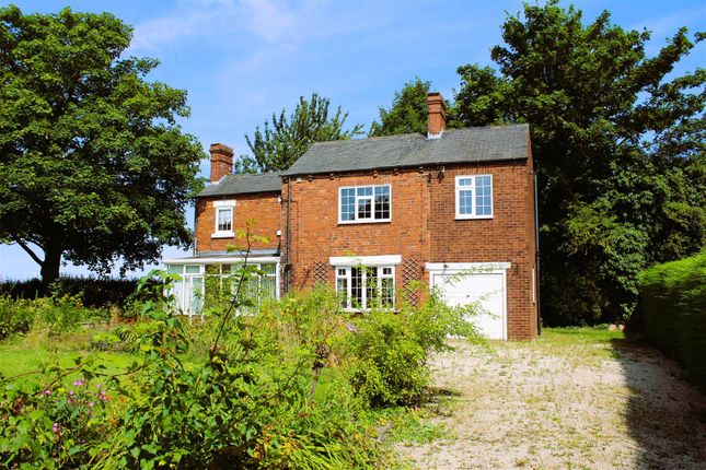 Betteras Hill Road, Hillam, Leeds 3 bed detached house for sale