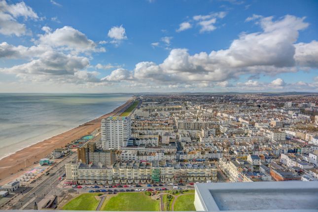 St Margarets Place, Brighton, BN1 4 bed flat for sale