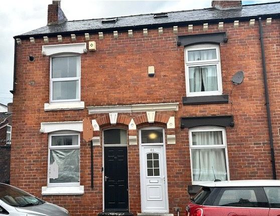 4 bedroom end of terrace house for sale