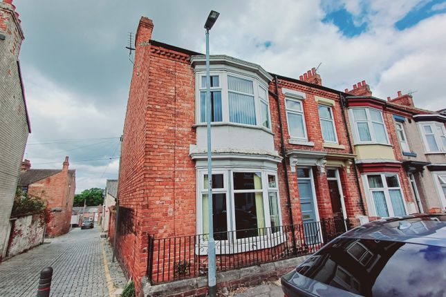 4 bedroom end of terrace house for sale
