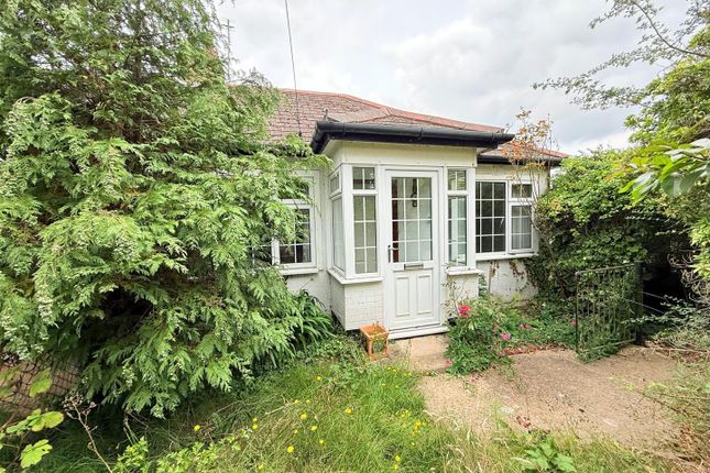 1 bedroom semi-detached bungalow for sale