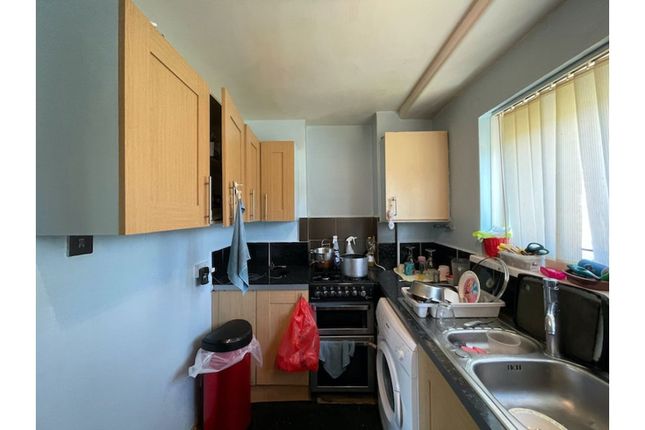2 bed flat