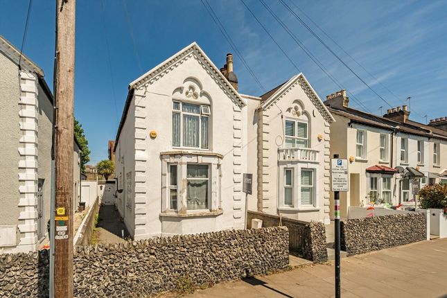 Trevelyan Road, London SW17 3 bed semi