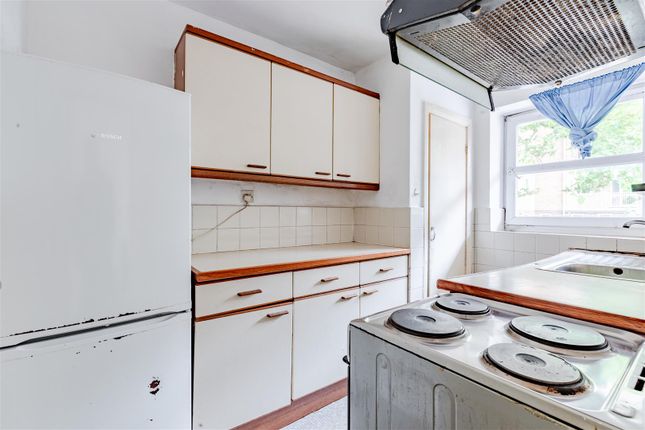Salisbury Road, Hove 2 bed apartment for sale