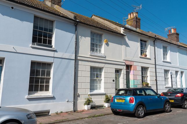 Queens Gardens, North Laine, Brighton 2 bed terraced house for sale