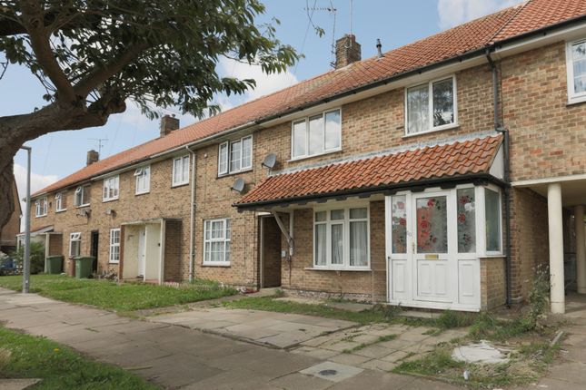 Meadow Road, Bridlington YO16 2 bed terraced house for sale