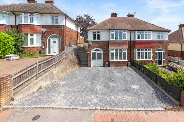 Highfield Road, Tunbridge Wells TN4 3 bed semi