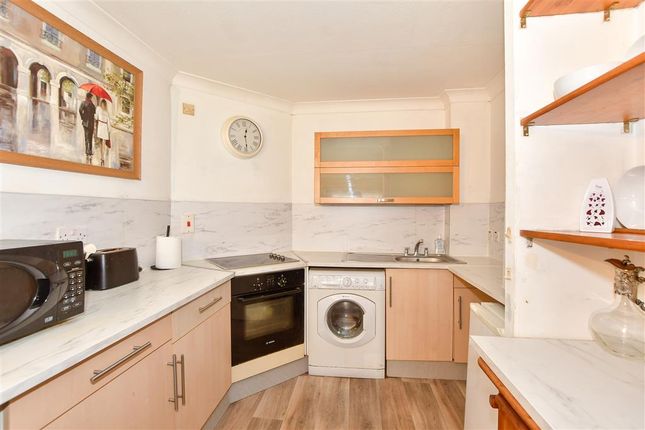 Coombe Valley Road, Dover, Kent 1 bed ground floor flat for sale