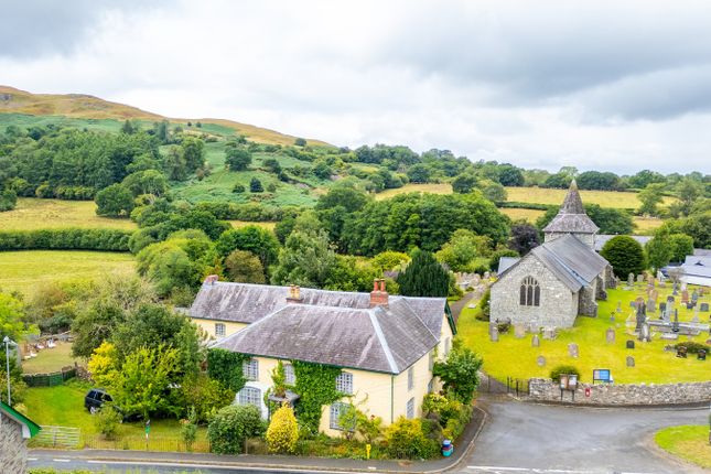 Llandegley, Llandrindod Wells, LD1 8 bed detached house for sale