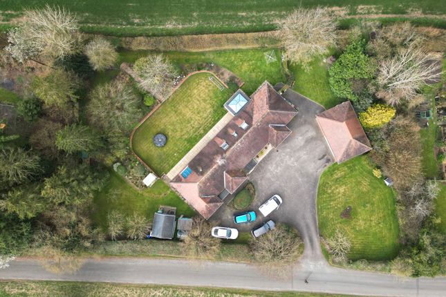 The Turnpike, Norwich NR16 4 bed chalet for sale