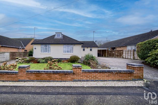 4 bedroom detached bungalow for sale