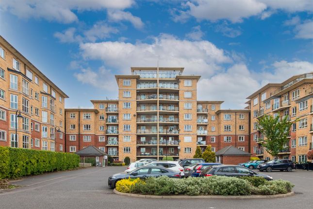 Glebelands Close, North Finchley 2 bed flat for sale