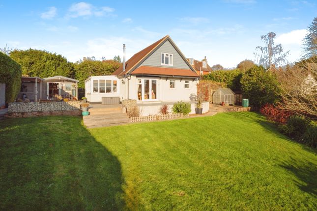 2 bedroom detached house for sale