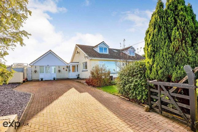 Lampeter SA48 4 bed detached bungalow for sale