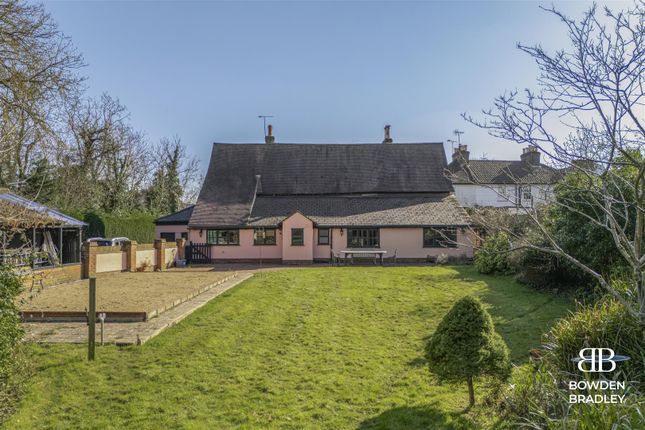 Lambourne Road, Chigwell 5 bed detached house for sale
