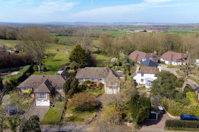 Lees Road, Brabourne Lees 5 bed detached house for sale