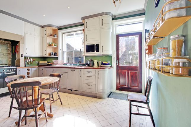 Albert Street, Central Hebden Bridge 3 bed terraced house for sale
