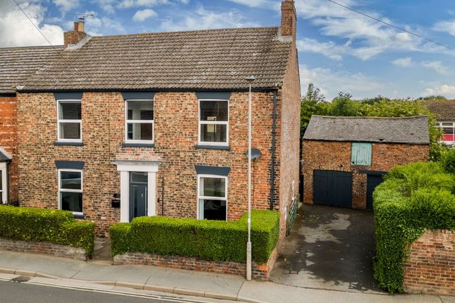 Flatgate, Howden DN14 4 bed detached house for sale