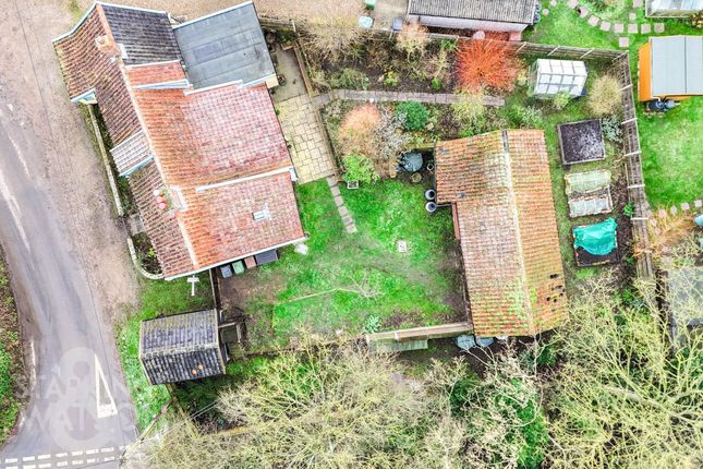 Upper Street, Gissing, Diss 3 bed cottage for sale