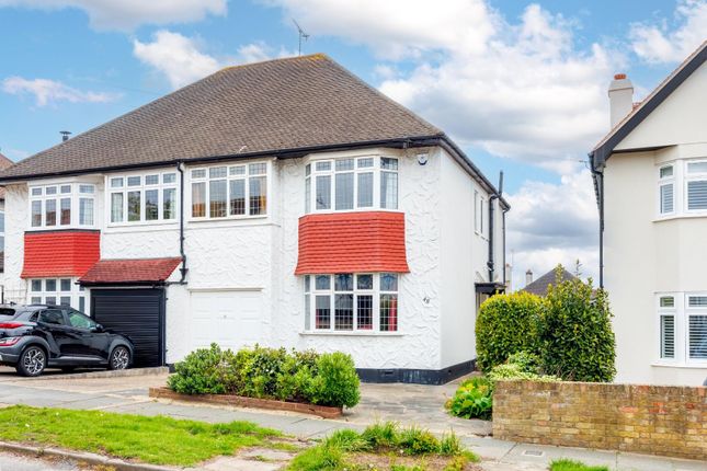 4 bedroom semi-detached house for sale