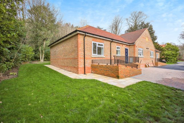 2 bedroom semi-detached bungalow for sale