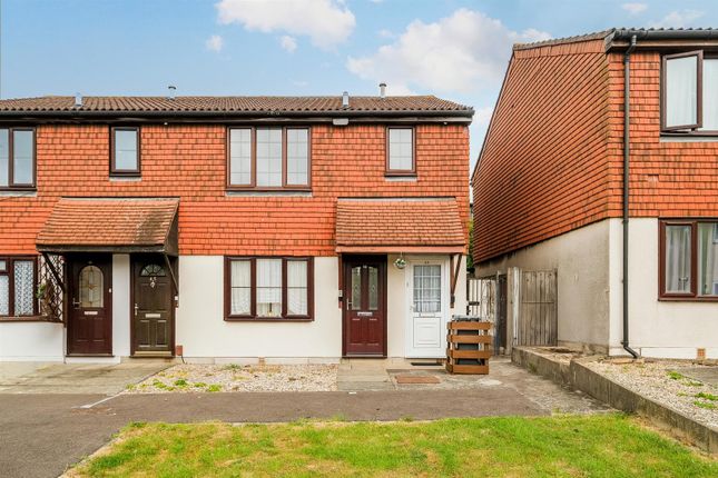 Stapleford Close, Chingford 1 bed flat for sale