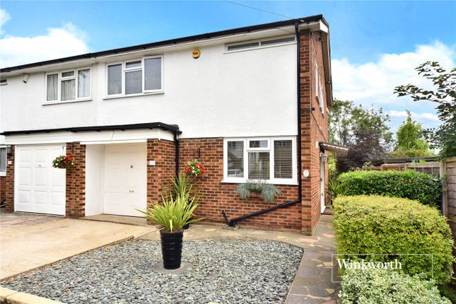 Colborne Way, Worcester Park, KT4 3 bed semi