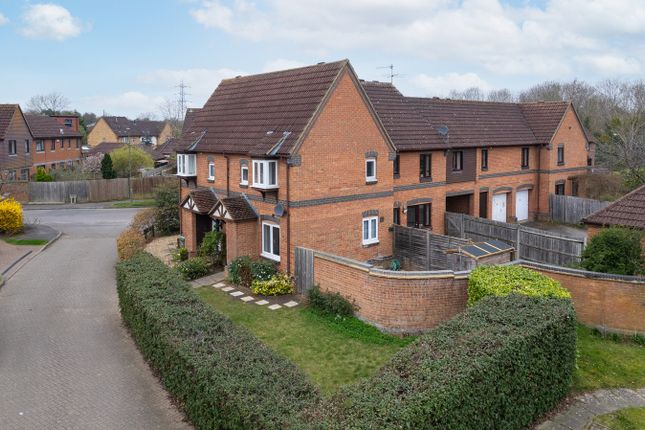 1 bedroom semi-detached house for sale