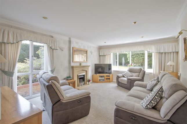 Oldridge Close, Holme Hall, Chesterfield 3 bed detached bungalow for sale