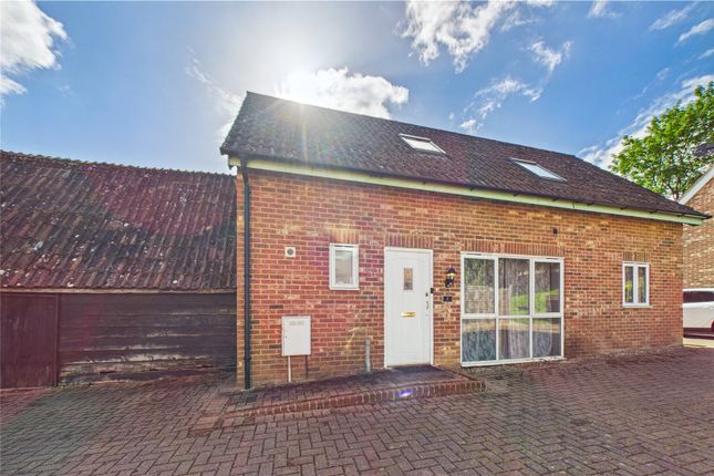 Kentwood Hill, Tilehurst, Reading... 2 bed bungalow for sale