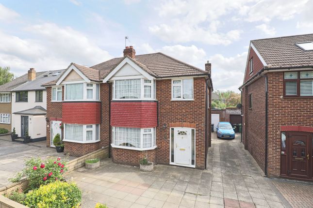 Theobalds Lane, Waltham Cross, EN8 3 bed semi