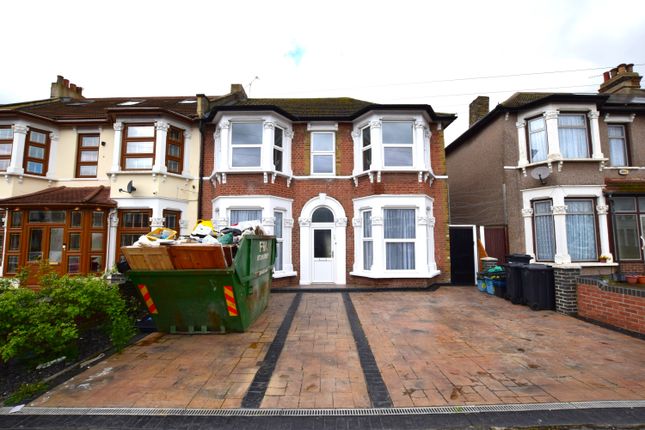 5 bedroom end of terrace house for sale