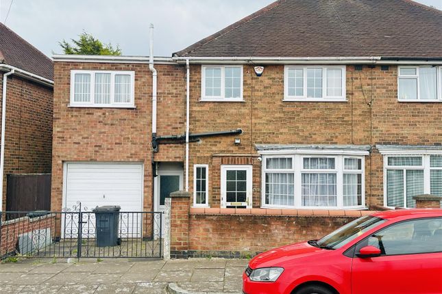 5 bedroom semi-detached house for sale